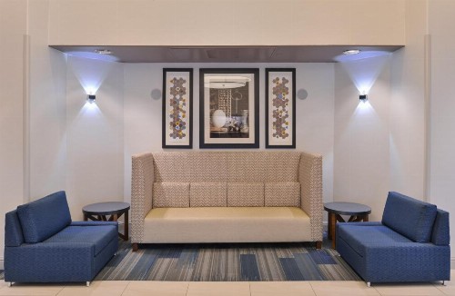 Holiday Inn Express Woodland an IHG Hotel - image 29