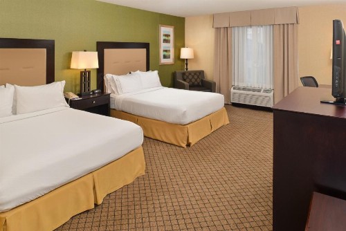 Holiday Inn Express Woodland an IHG Hotel - image 40
