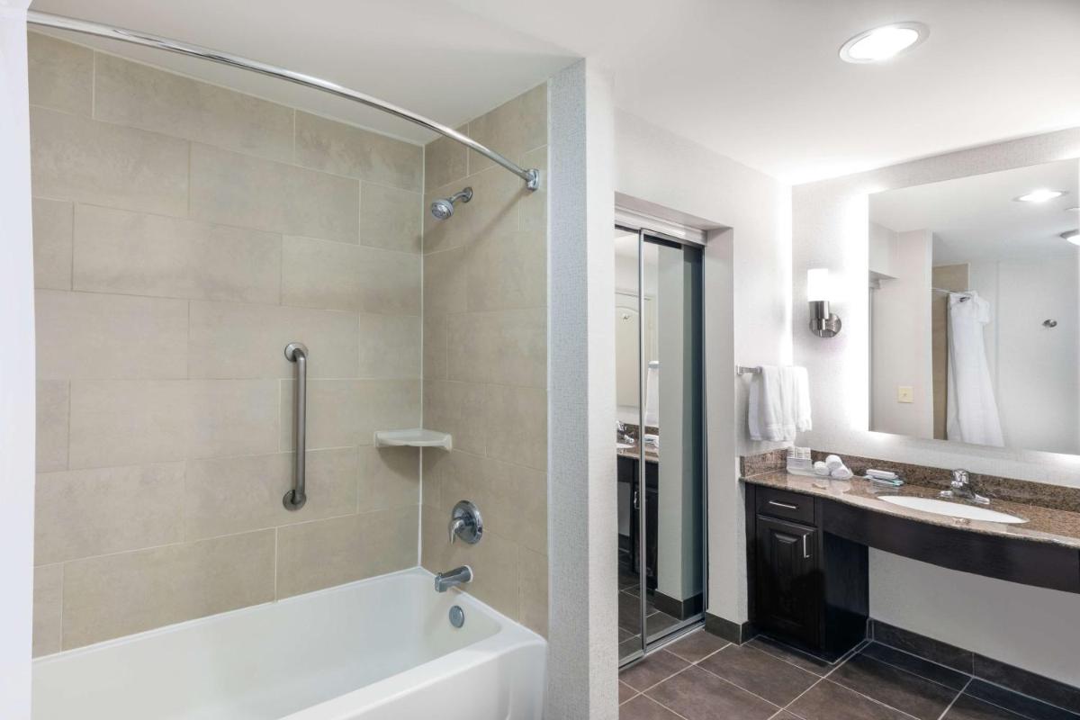 Homewood Suites by Hilton Waco - image 5