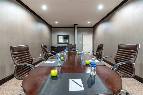 SpringHill Suites by Marriott Waco Woodway - image 20