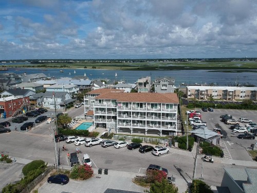 Sandpeddler Inn and Suites - image 30