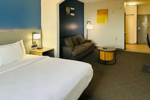 Best Western Plus Wylie Inn - image 20