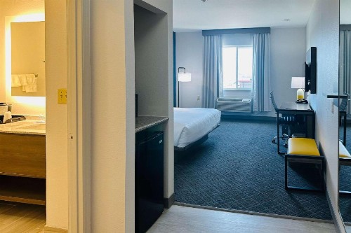 Best Western Plus Wylie Inn - image 9