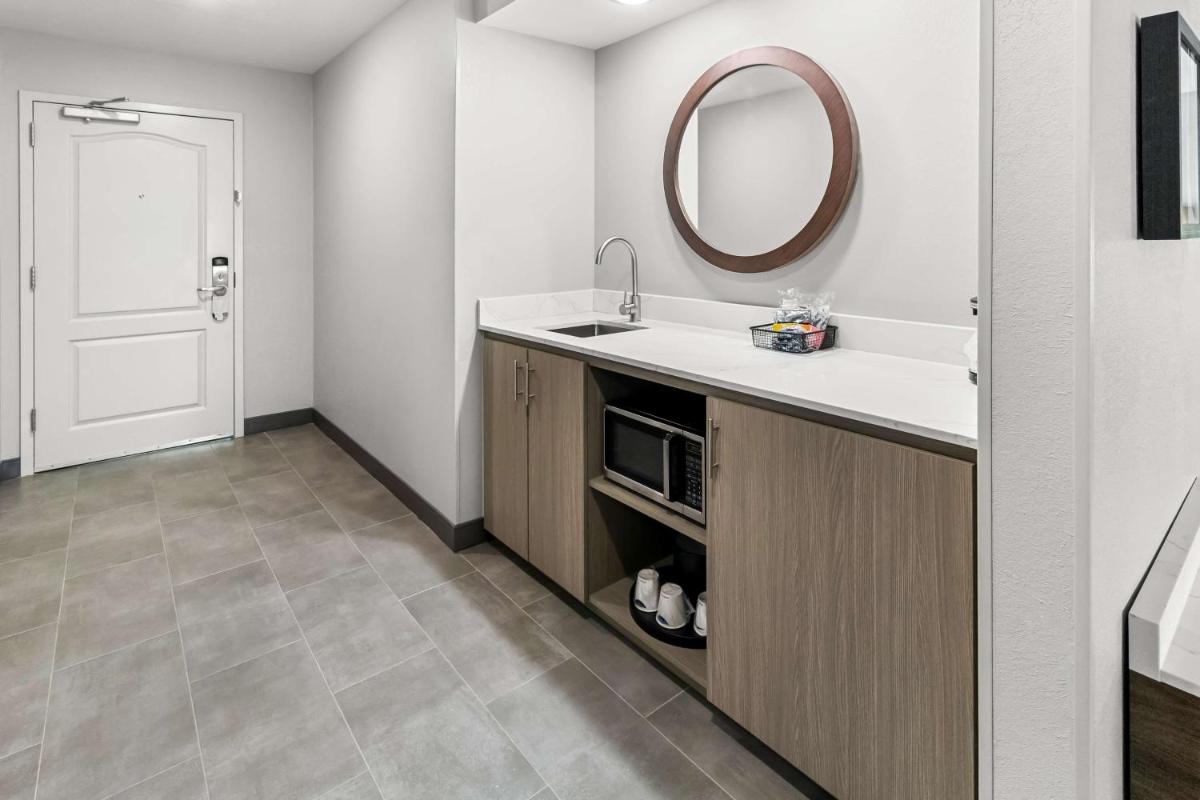 Hampton Inn by Hilton Dayton South - image 4