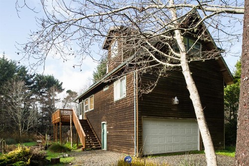 DREAM SEA CHALET - image 3