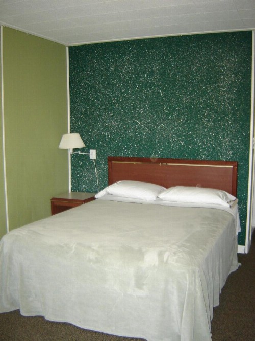 Bali Hai Motel - image 11