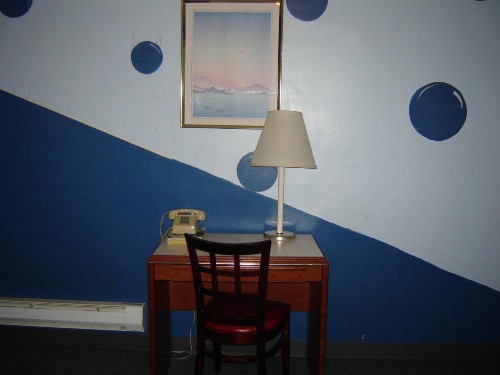 Bali Hai Motel - image 5