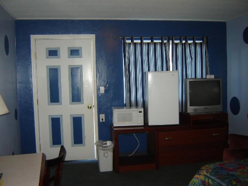 Bali Hai Motel - image 6