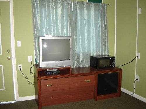Bali Hai Motel - image 8