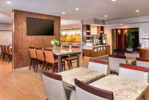 Ayres Suites Yorba Linda/Anaheim Hills - image 10