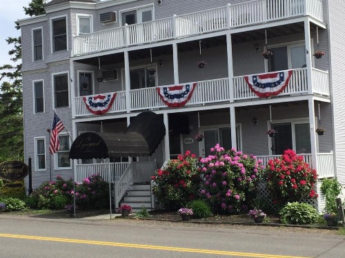 Lynwood Inn