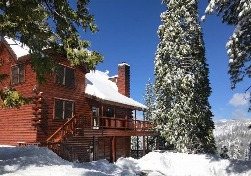 Yosemite's Scenic Wonders - 6BR/4BA Tri-Level Home - image 1