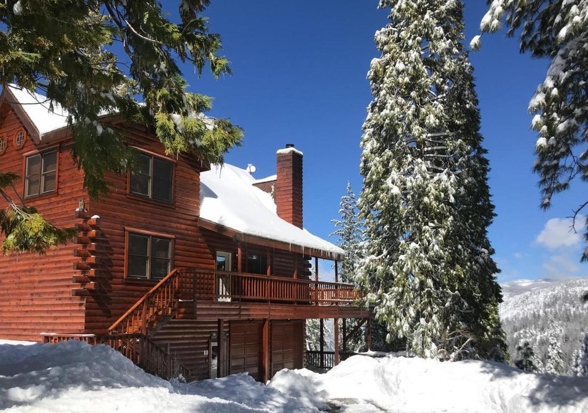 Yosemite's Scenic Wonders - 6BR/4BA Tri-Level Home - main image