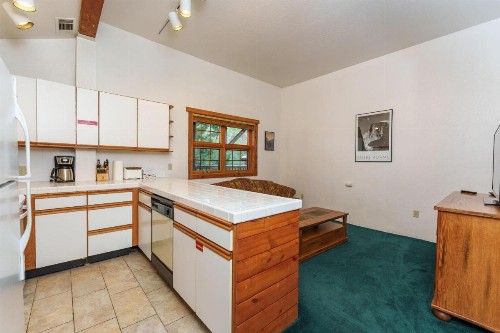 Yosemite's Scenic Wonders - 6BR/4BA Tri-Level Home - image 34