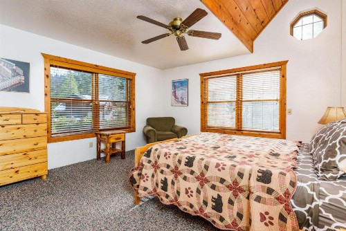 Yosemite's Scenic Wonders - 6BR/4BA Tri-Level Home - image 37