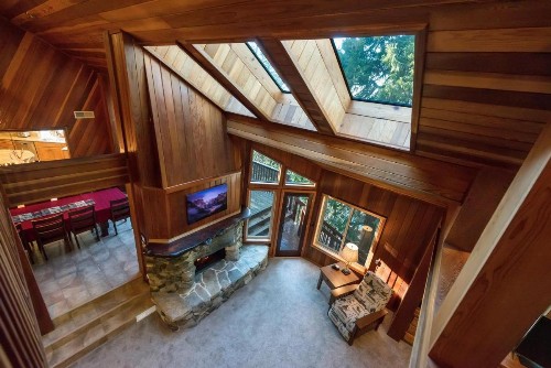 Four Seasons - 3BR/4BA Holiday Home - image 11