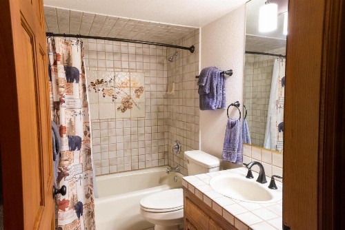 Four Seasons - 3BR/4BA Holiday Home - image 24