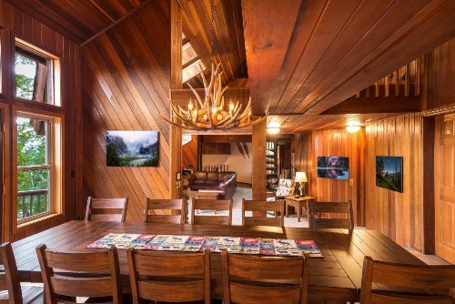 Four Seasons - 3BR/4BA Holiday Home - image 3
