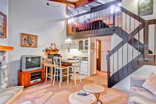 Yosemite Large Loft Condominiums - 1BR/1BA - image 12