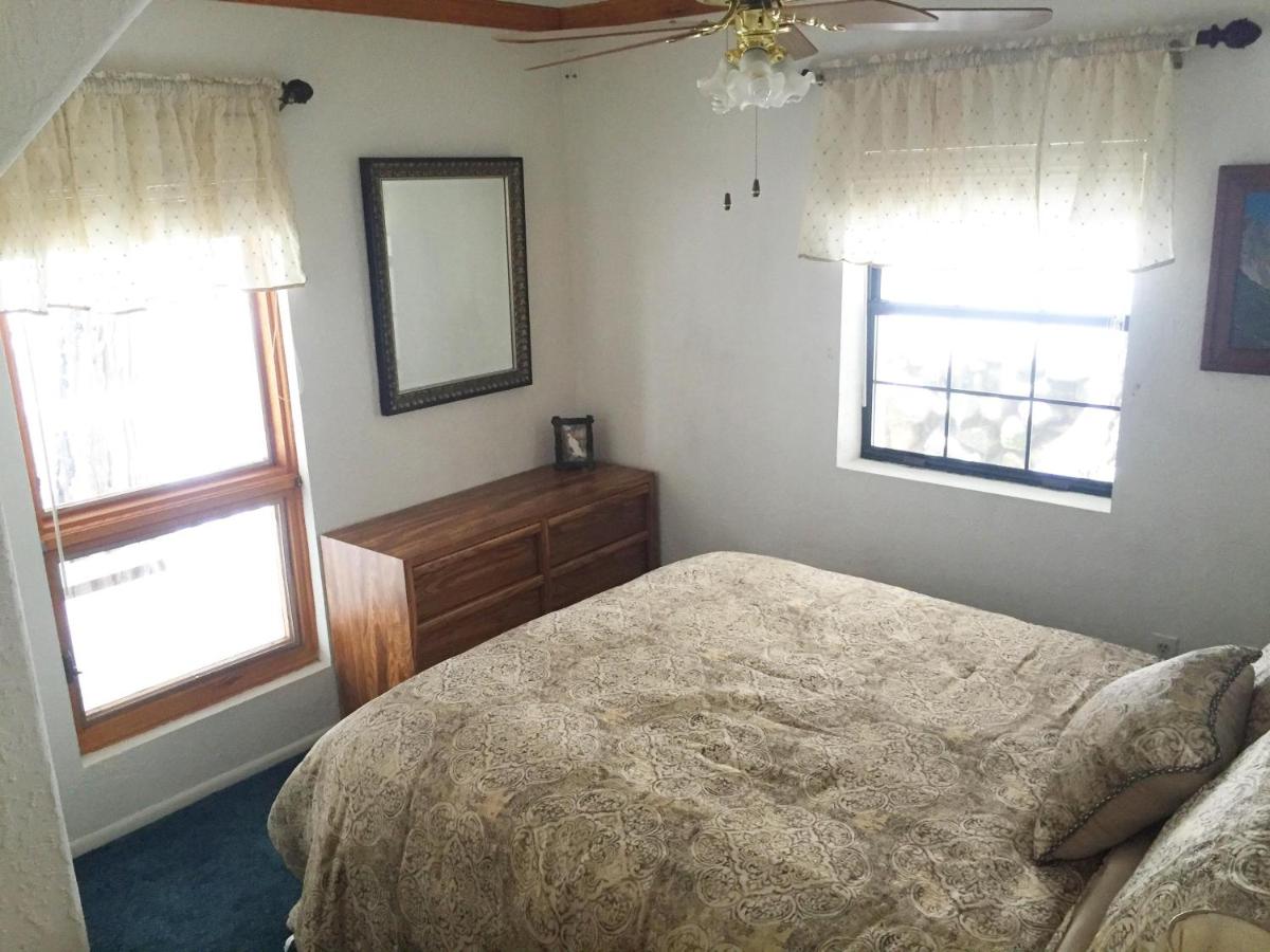 Chateau Royal East - 2BR/2BA + Loft - image 2