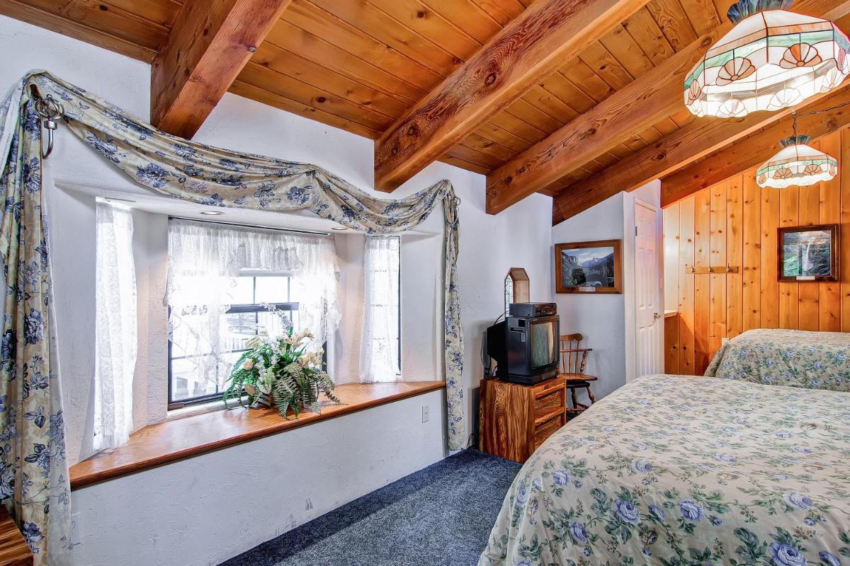 Chateau Royal East - 2BR/2BA + Loft - image 3