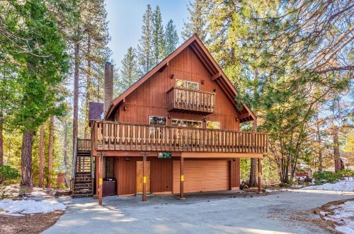 Hutchings Cabin & Apartment - image 25