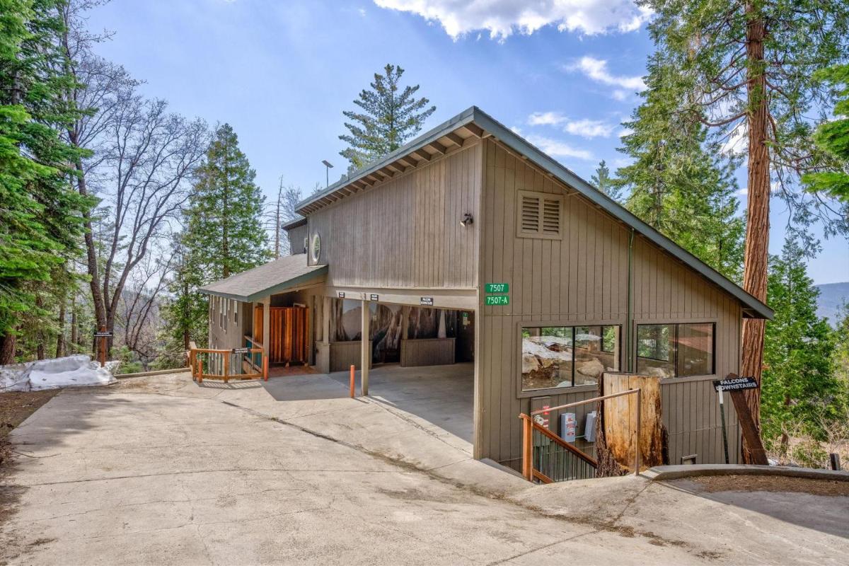 Falcons Nest (Downstairs) - 3BR/3BA Home - main image