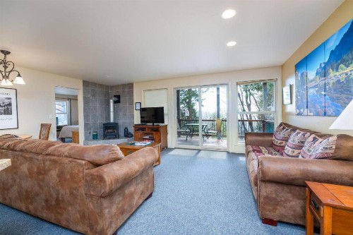 Falcons Nest (Downstairs) - 3BR/3BA Home - image 12