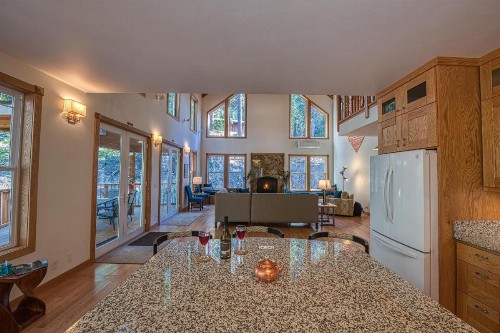 A Blue Sky Lodge - image 6