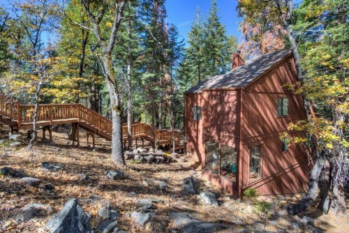 Rustic 1Bdr w Loft Cabin- Inside Yosemite National Park