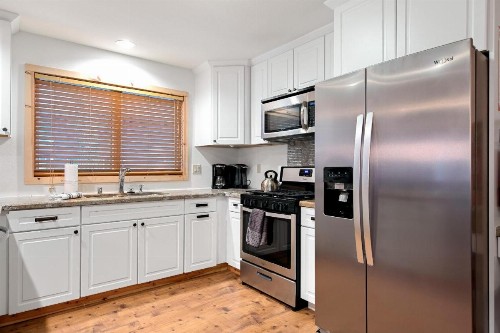 OSO B- 1 BDR Condo inside Yosemite - image 3