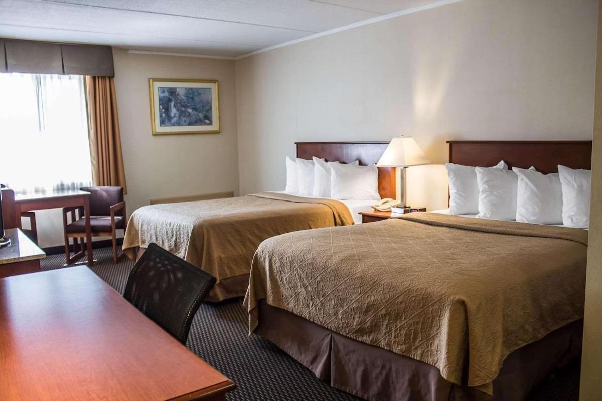 Baymont by Wyndham Youngstown - image 3