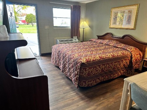 Westgate Motel - image 13