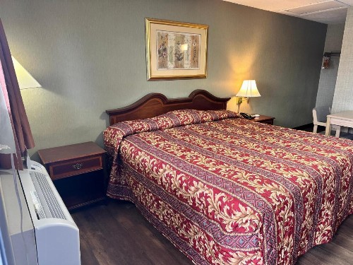Westgate Motel - image 16