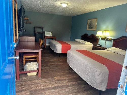 Westgate Motel - image 39