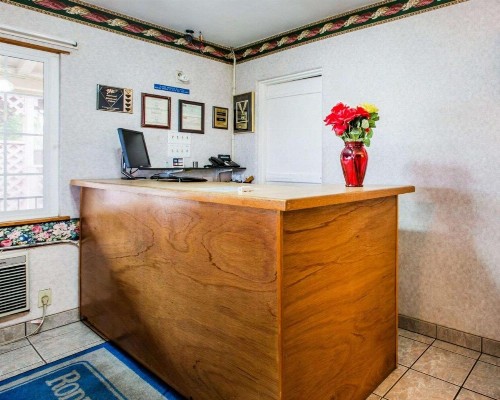 Jefferson Inn - image 10