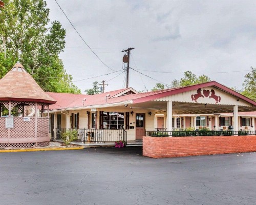 Jefferson Inn - image 11