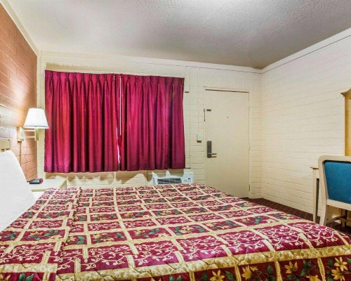 Jefferson Inn - image 9