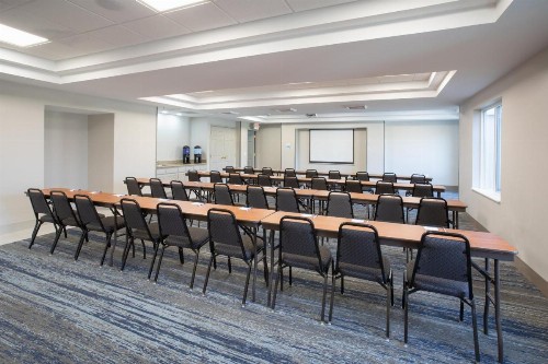 Holiday Inn Express Yreka-Shasta Area an IHG Hotel - image 21