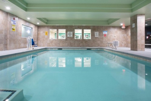 Holiday Inn Express Yreka-Shasta Area an IHG Hotel - image 28