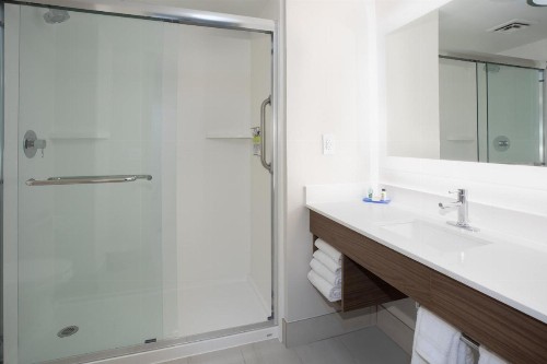 Holiday Inn Express Yreka-Shasta Area an IHG Hotel - image 34