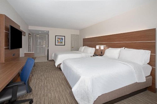Holiday Inn Express Yreka-Shasta Area an IHG Hotel - image 38