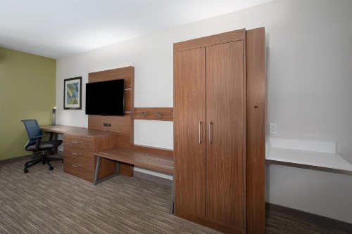 Holiday Inn Express Yreka-Shasta Area an IHG Hotel - image 39
