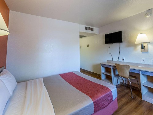 Motel 6-Yreka CA - image 38
