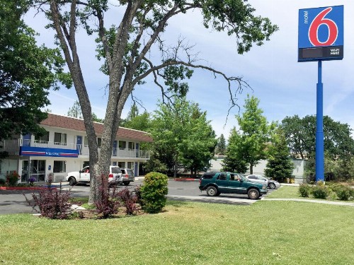 Motel 6-Yreka CA - image 4