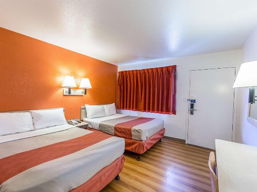 Motel 6-Yreka CA - image 40
