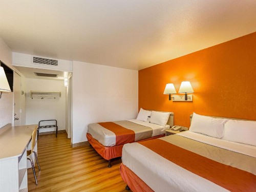 Motel 6-Yreka CA - image 41