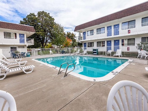 Motel 6-Yreka CA - image 42