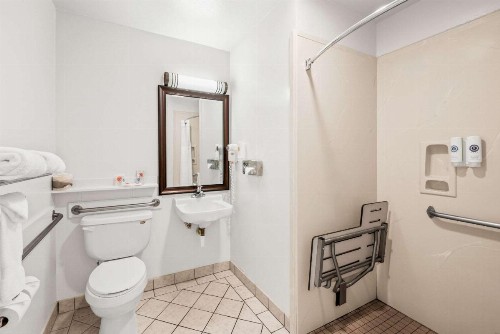 Comfort Inn Yreka I-5 - image 15