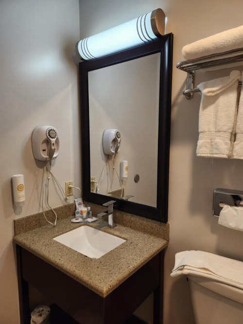 Comfort Inn Yreka I-5 - image 3